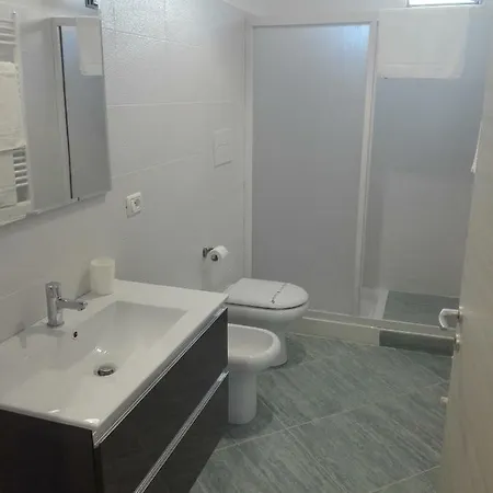 Zelinda Guest house *