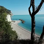 Zelinda 4*