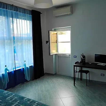 Zelinda Bed & Breakfast 3*
