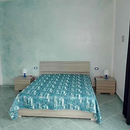 Zelinda Bed & Breakfast 3*