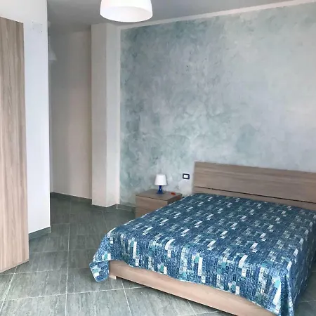 Πανσιόν Zelinda 4*