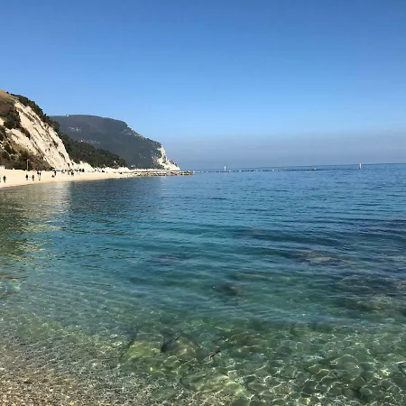 Zelinda 3* Sirolo